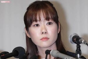 小保方晴子さん。会見場で発した「STAP細胞は、ありまぁす」が流行語になったことも