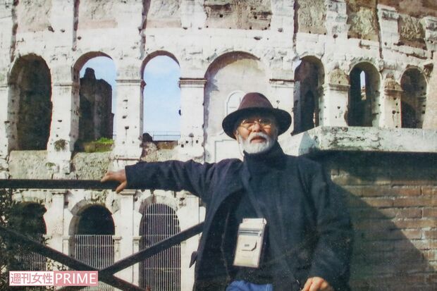 2004年、イタリアを訪れ、高級食材のタルディーボ（キク科の野菜）の生産者のところへ視察へ