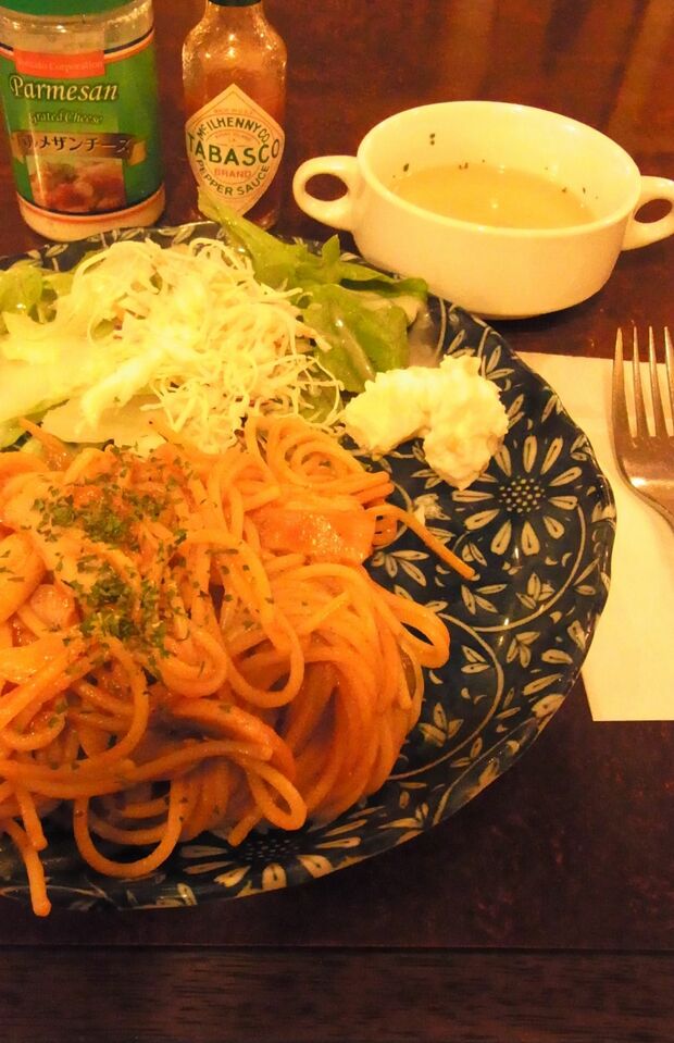 「カフェ アルル」のナポリタンならぬ““ニャ”ポリタン