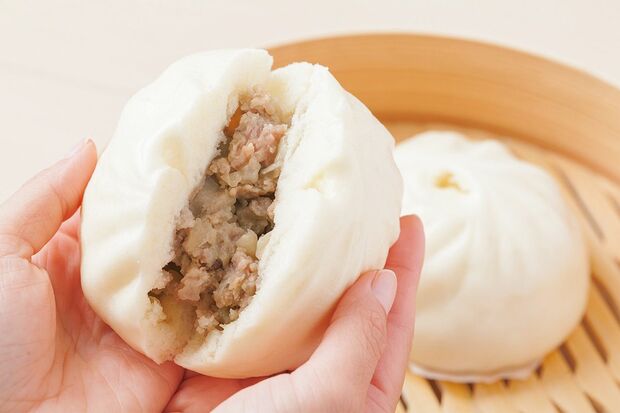 蓬莱本館の手作り豚まん