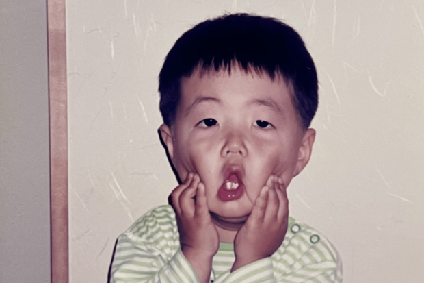 幼稚園入園前〜幼稚園のころ。祖父母と両親の5人家族の中育った