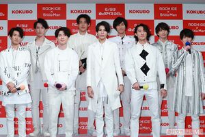 「6月9日はロックアイスの日！」CMキャラクター就任発表会でのSnowMan（'19年5月）