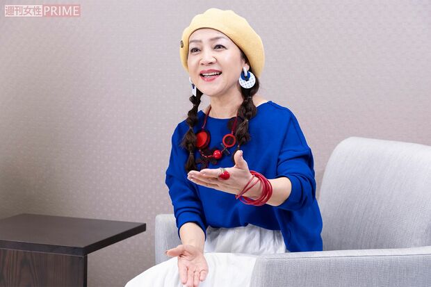 タレントの荒木由美子さん　撮影／齋藤周造