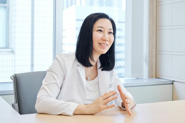 クレアージュ エイジングケアクリニック総院長の浜中聡子先生