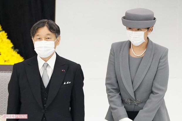追悼式では両陛下ともマスクを着用してのご出席に（8月15日）