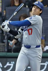 日本時間2025年9月3日、ドジャースで通算100号の本塁打を放った大谷翔平／共同通信