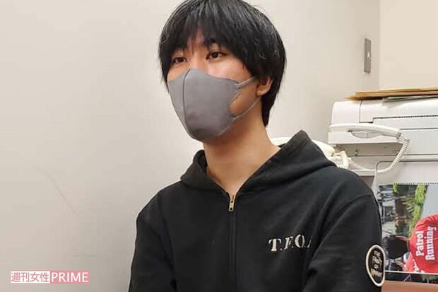 店舗の劣悪な衛生環境について語る告発した男性