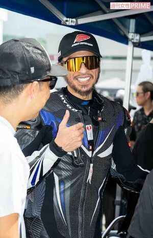 2025年7月6日、富士スピードウェイの二輪ロードレースに出場し、2位に入賞した長瀬智也