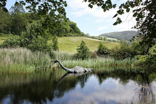 ネス湖のネッシーのイメージ写真
