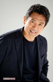 内野聖陽　撮影／伊藤和幸　ヘアメイク／柴崎尚子（shuharibeaute）　スタイリング／中川原寛（CaNN）