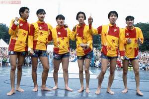 西武園遊園地で開かれたSMAPデビュー発表会で（1991年9月8日）