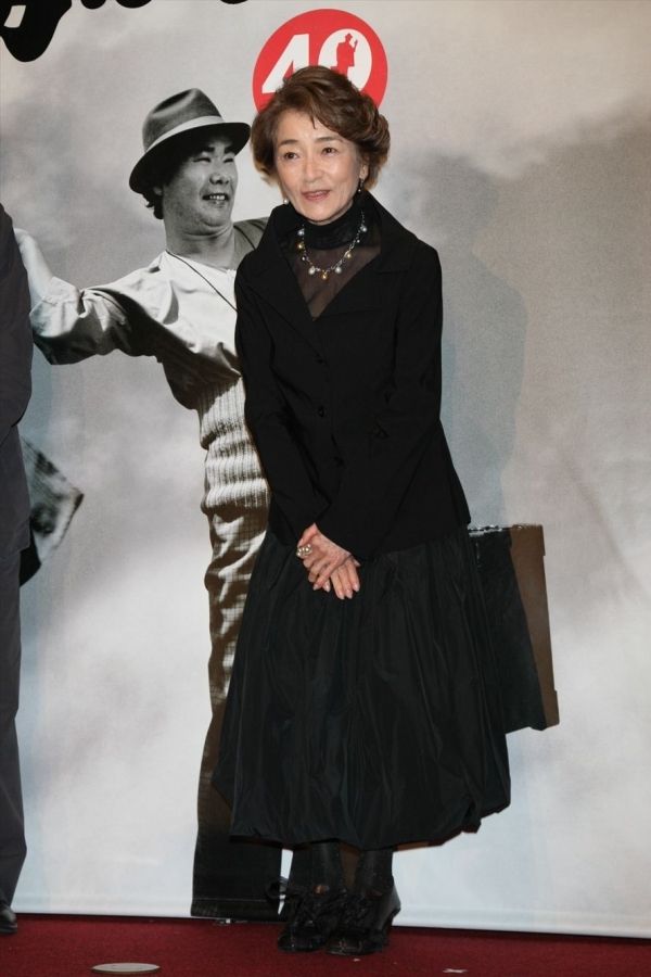 高倉健さん一周忌、熱愛報道あった倍賞千恵子との「恋物語」