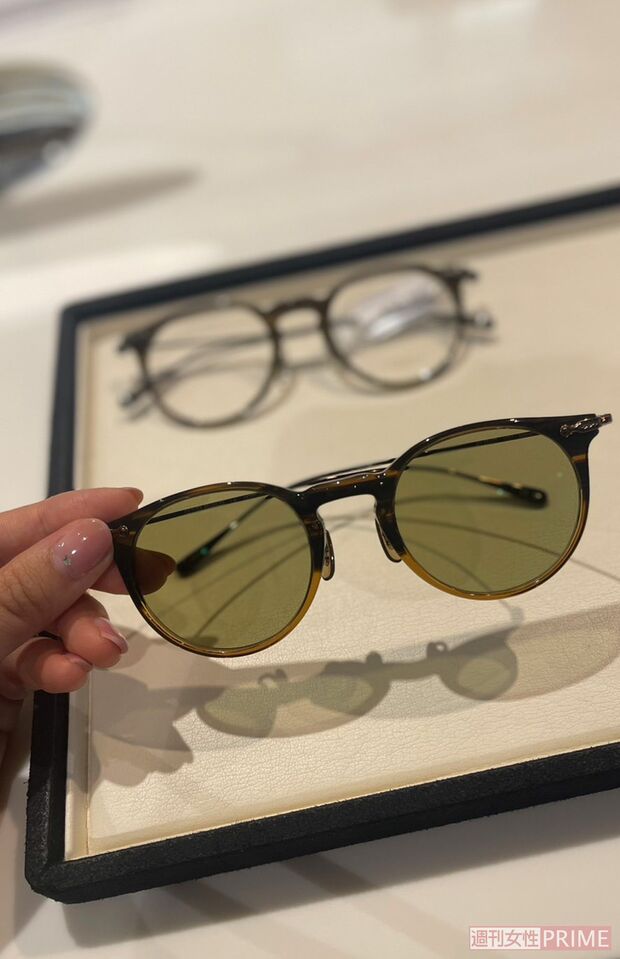 カッコいいサングラスにひと目ぼれ（撮影／加藤綾菜）