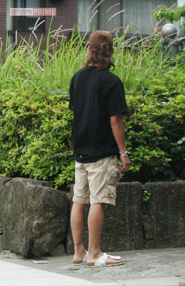 2006年6月、娘のプレスクール送迎に来た木村拓哉