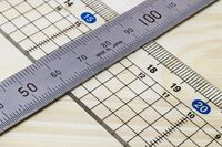【知って楽しい雑学】「ものさし」と「定規」の違いとは?使用用途が全く違って“ものさし”独自の仕様も存…