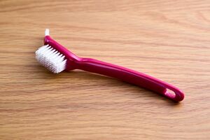 タッパーウェアブランズ・ジャパンの「キッチンブラシ（4）」※画像をクリックすると商品ページにジャンプします。