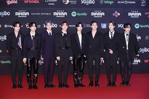 韓国出身の8人組StrayKids