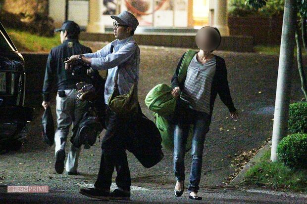 '11年、美女とゴルフデートに興じる矢作兼