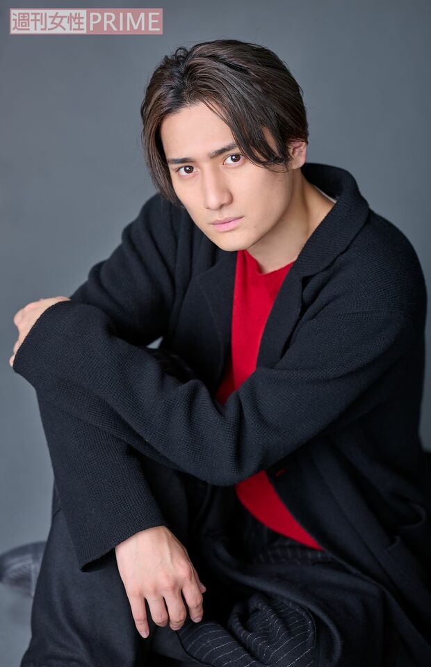 見得を思わせる鋭い眼差しの中村隼人（撮影／渡邉智裕）