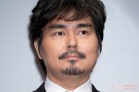 小澤征悦「コントのビジュアル」『サタデーLIVE ニュース ジグザグ』ナビゲーターを務めるも…モジャモジャ…