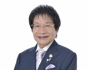  おぎ・なおき　●1947年生まれ。早稲田大学卒業後、私立高校、公立中学校の教師として22年間ユニークな教育を実践。現在、教育評論家、法政大学教職課程センター長・教授、臨床教育研究所「虹」所長として講演やメディア、CMに出演。『尾木ママの「叱らない」子育て論』など著書多数。