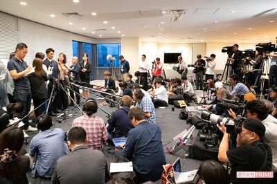 不倫謝罪会見を行った原田龍二('19年)