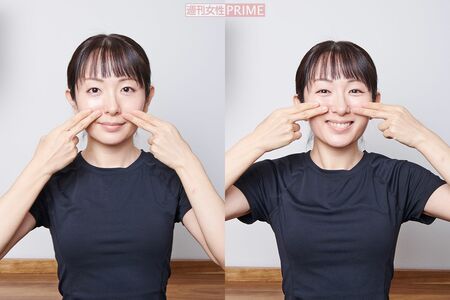 ほぐしトレ3：チョキで頬上げ　撮影／山田智絵