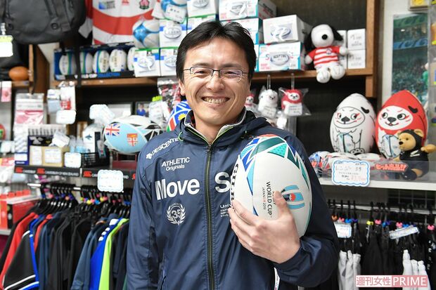  開催を待つ釜石市民らの協力を得て撮影