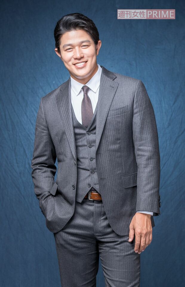 鈴木亮平　撮影／高梨俊浩