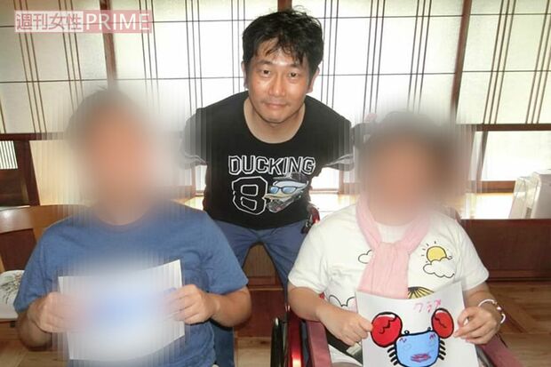 ボランティア活動では生き生きとした表情を浮かべていたこともあった容疑者（フェイスブックより）