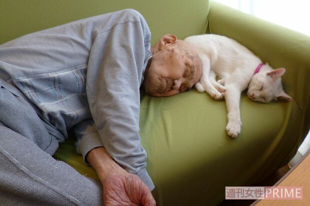 ペットと入れる特別養護老人ホーム「さくらの里山科」には、愛らしい犬猫がいっぱい!　ともに暮らす中で認知症の症状が改善された利用者も