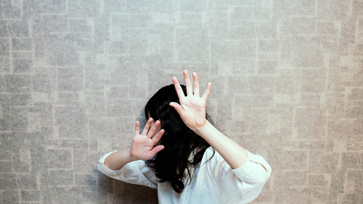 殴る蹴るが止まらない夫への唯一の対処法「夫が変わらない限り、離婚やむなし!」 | 週刊女性PRIME