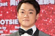 おばたのお兄さん、妻・フジテレビの山崎夕貴アナと8か月長男の“機内写真”が物議　怠ったリスクヘッジ