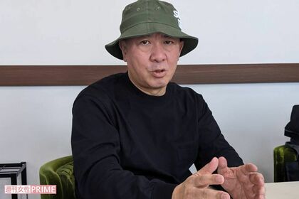 「借金はない」と話していた三又又三(2022年12月撮影)