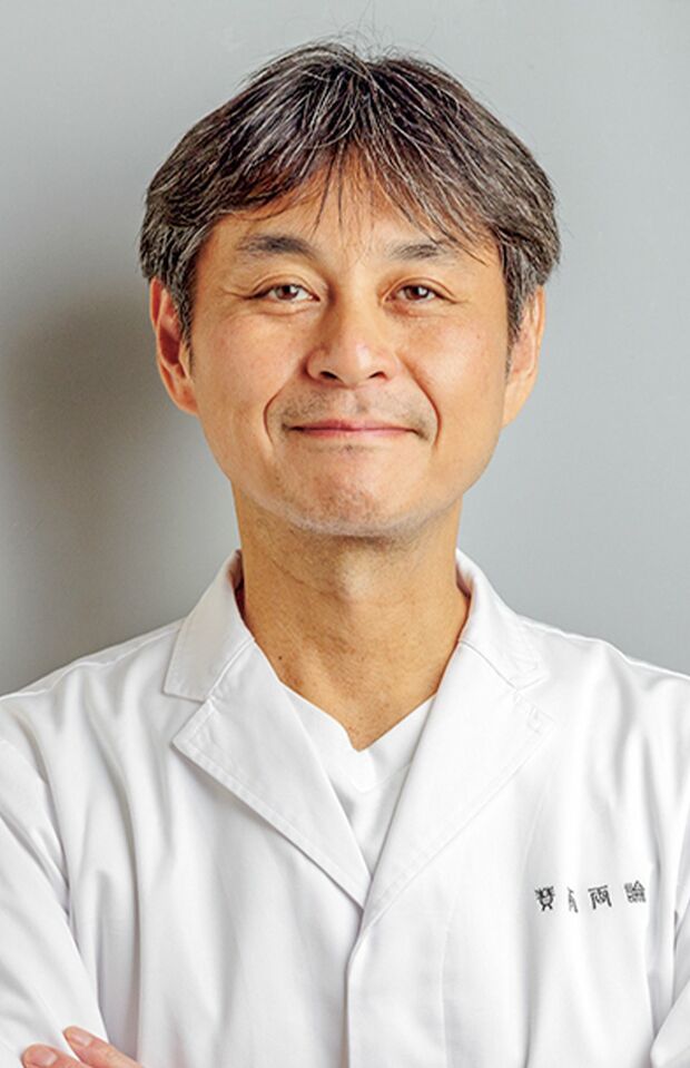 笠原将弘●東京・恵比寿にある日本料理『賛否両論』店主。新宿の『正月屋吉兆』で修業したのち、2004年に自らの店をオープン。以来、独創的な感性と卓越した料理センスで和食界を牽引し続けている。