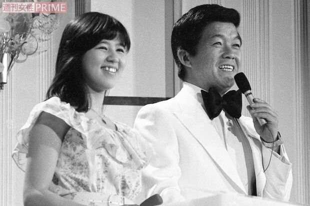 （左から）石野真子と坂本九