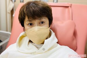 1回目の抗がん剤治療を受ける古村比呂さん