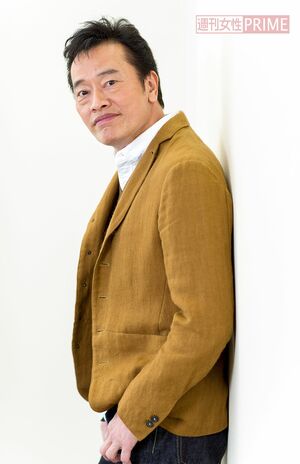 遠藤憲一のダンディなほほえみがたまらない　撮影／伊藤和幸