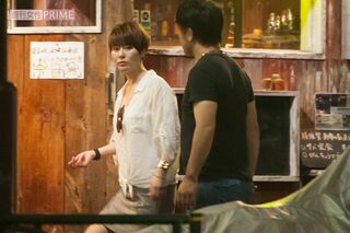 2014年7月、離婚会見の翌日も元夫が経営するお店を手伝いに来ていた遠野なぎこ