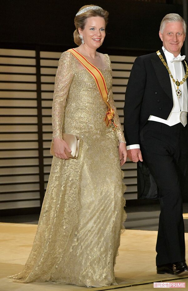 ファッションジャーナリストが解説!『饗宴の儀』海外クイーンの「着こなし術」(6ページ目) 週刊女性PRIME