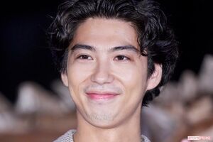 賀来賢人（2023年）