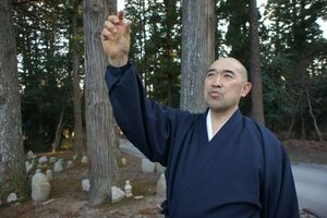 普門寺の熊谷光洋住職のもとに約1800体の仏像が集まりつつある