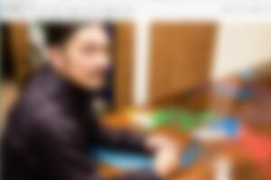 イタリアのセレクトショップホームページでインタビューを受けるAさん(セレクトショップHPより ※編集部にて適宜修正をおこなっています)