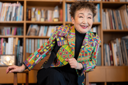 昔のことを、まるで昨日のことのように話す。その話術は、聞く人すべてを惹きつける 撮影/佐藤靖彦