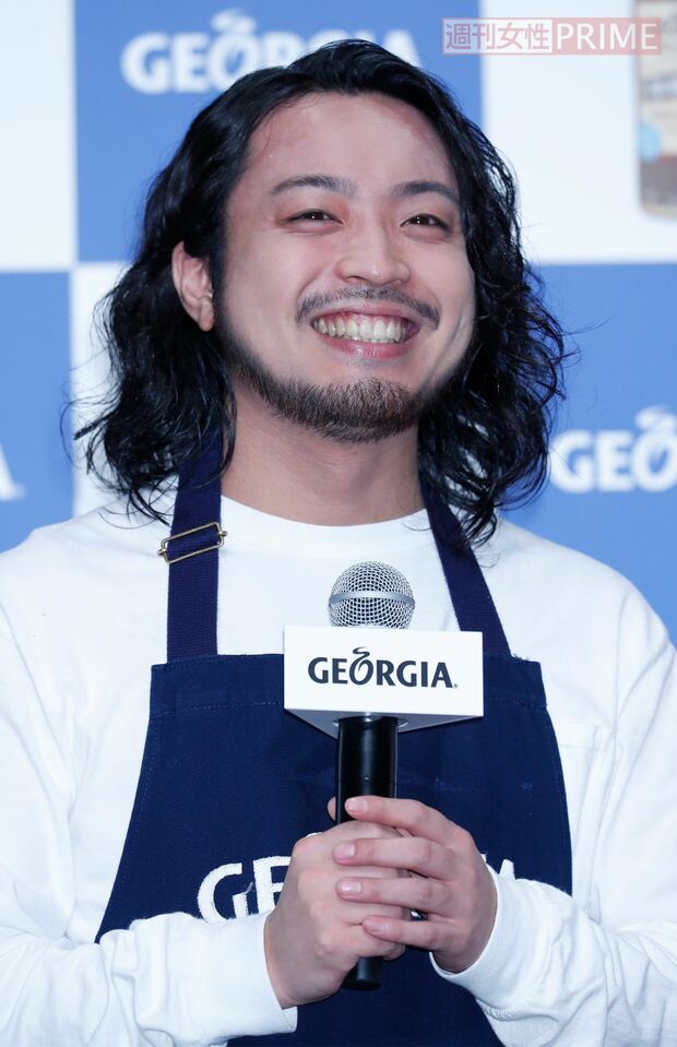 R-指定（CreepyNuts）