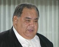 外国人力士の先駆け・高見山、股割りつらくて涙を流してた