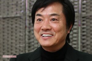 '20年、インタビューを受ける高知東生