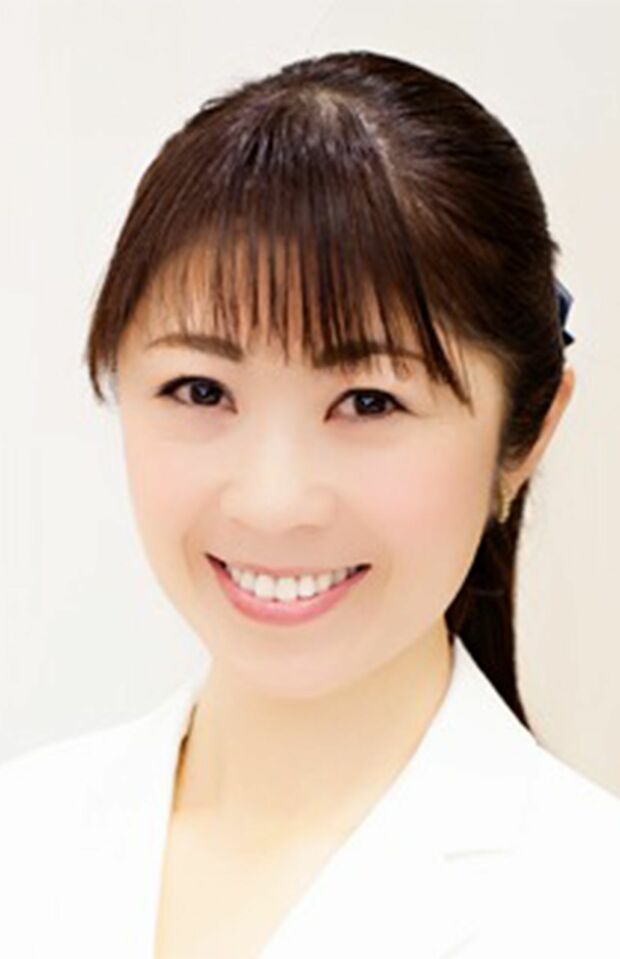 小野江里子さん●アロマエキスパート。株式会社イシス代表取締役。不調解消に精油を使ったことがきっかけでアロマテラピーの世界へ。現在はアロマスクールも主宰。近著に『薬に頼らないアロマ的セルフケアレシピ』（ソシム）。