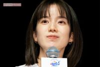 産休中のテレビ朝日・弘中綾香アナがマタニティ誌『中期のたまごクラブ』表紙に登場!「仕事を離れる不安は…