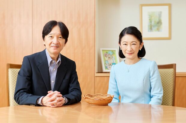 誕生日に際しての文書回答ではお子さんたちへの思いを綴られた(宮内庁提供)